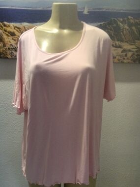 Women's Light Pink Scoop Neck Short Sleeve Tee